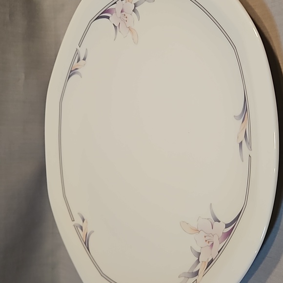 NEW Royal Doulton Nimbus Dinner Plate Fine China - Picture 7 of 8